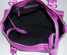 Load image into Gallery viewer, Balenciaga Classic 084828 Ladies Ostrich Skin