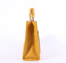 Load image into Gallery viewer, Hermes Briefcases 6008 Unisex Briefcase Yellow