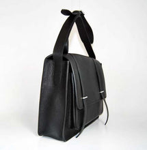 Load image into Gallery viewer, Hermes Steve 92111 Ladies Black