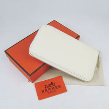 Load image into Gallery viewer, Hermes Wallet H016 Wallet Cow Leather