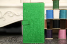 Load image into Gallery viewer, Hermes Bearn Gusset Wallet In Bamboo Leather