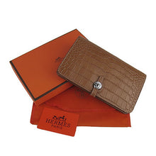 Load image into Gallery viewer, Hermes Wallet H001 Wallet Crocodile Coffee