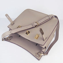 Load image into Gallery viewer, Hermes Leather Shoulder bag H6508 grey golden