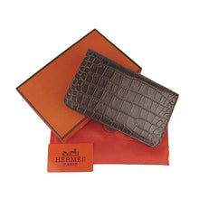 Load image into Gallery viewer, Hermes Wallet H001 Unisex Crocodile Coffee