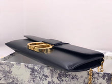 Load image into Gallery viewer, Dior 30 Montaigne Clutch Bag In Black Lambskin
