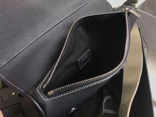 Load image into Gallery viewer, Dior Men's Saddle Belt Bag In Navy Grained Calfskin
