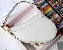 Load image into Gallery viewer, Dior Saddle Bag In White Grained Calfskin