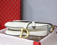 Load image into Gallery viewer, Dior Saddle Bag In White Grained Calfskin