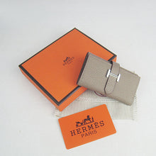 Load image into Gallery viewer, Hermes Wallet H022 Ladies Accessory

