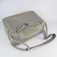 Load image into Gallery viewer, Hermes Lindy 34cm handbag 6208 khaki
