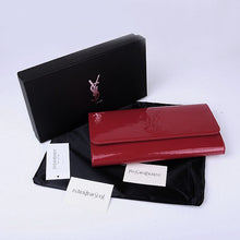 Load image into Gallery viewer, Yves Saint Laurent Lady Patent Leather Purse Red 39321

