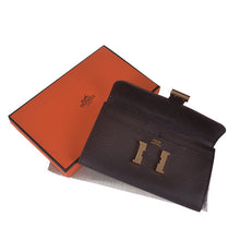 Load image into Gallery viewer, Hermes Wallet H6023 Ladies Cow Leather Coffee
