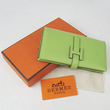 Load image into Gallery viewer, Hermes Wallet H015 Wallet Cow Leather Green
