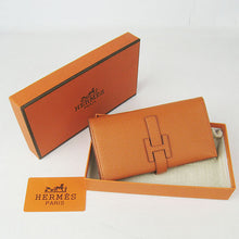 Load image into Gallery viewer, Hermes Wallet H015 Ladies Cow Leather
