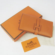 Load image into Gallery viewer, Hermes Wallet H015 Ladies Cow Leather
