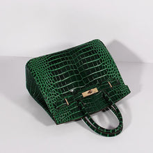 Load image into Gallery viewer, Hermes Birkin 30cm Crocodile Leather Bag With Strap Green Gold
