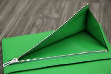 Load image into Gallery viewer, Hermes Bearn Gusset Wallet In Bamboo Leather
