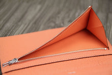 Load image into Gallery viewer, Hermes Bearn Gusset Wallet In Crevettle Leather
