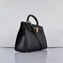 Load image into Gallery viewer, Hermes Kelly 32cm Ostrich Vein 6108 Black Golden
