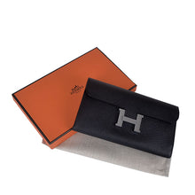 Load image into Gallery viewer, Hermes Wallet H6023 Wallet Cow Leather
