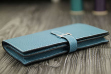 Load image into Gallery viewer, Hermes Bearn Gusset Wallet In Jean Blue Leather
