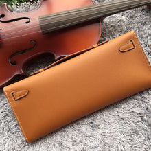 Load image into Gallery viewer, Hermes Brown Handcrafted Kelly Cut Clutch
