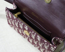 Load image into Gallery viewer, Dior Bordeaux Oblique Saddle Belt Bag
