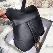 Load image into Gallery viewer, Dior Saddle Belt Bag In Black Grained Calfskin
