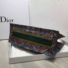 Load image into Gallery viewer, Dior Butterfly Book Tote In Multicolor Embroidered Canvas
