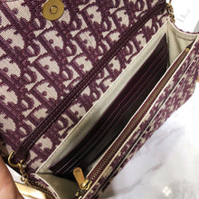 Load image into Gallery viewer, Dior Bordeaux Oblique Saddle Chain Clutch
