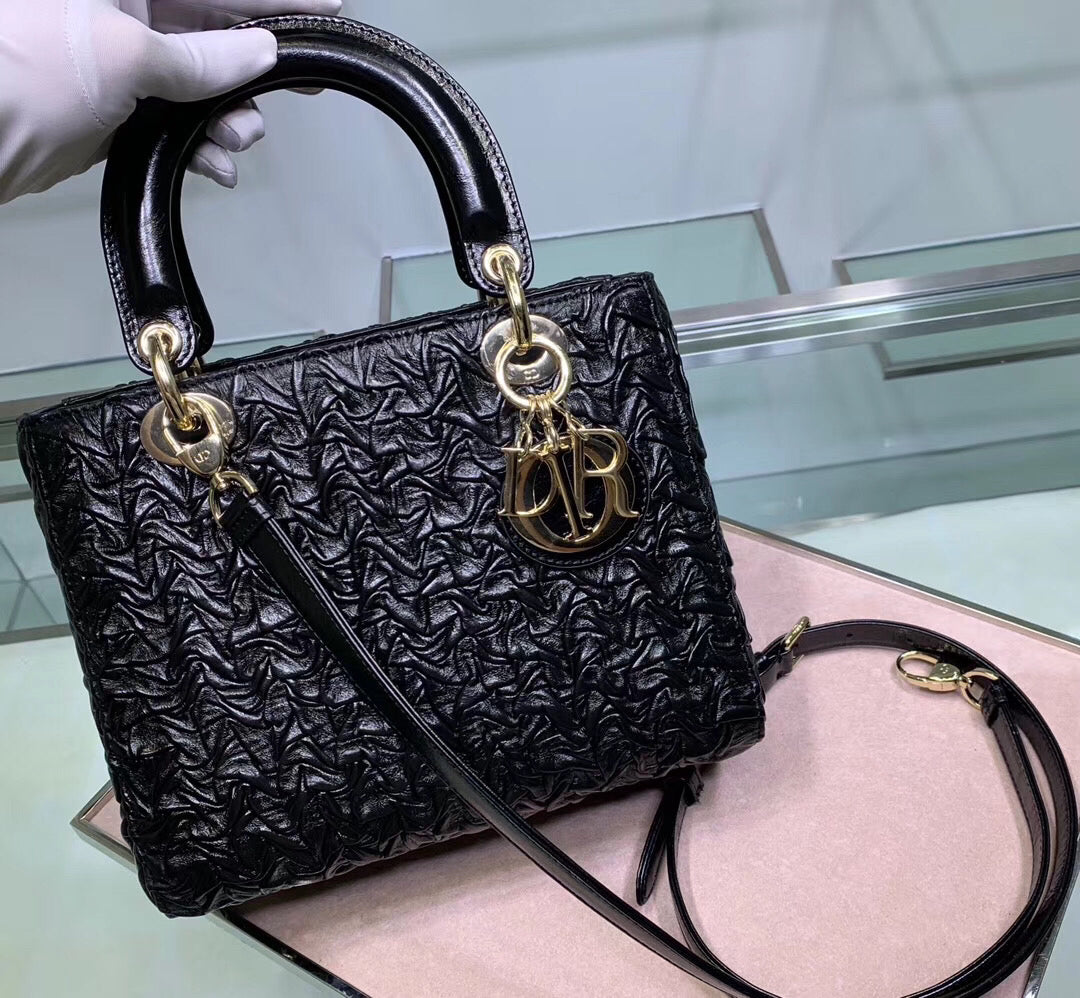 Lady dior bag online black shiny