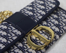 Load image into Gallery viewer, Dior 30 Montaigne Clutch Bag In Blue Oblique Canvas
