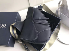 Load image into Gallery viewer, Dior Men&#39;s Saddle Belt Bag In Navy Grained Calfskin
