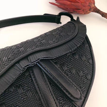 Load image into Gallery viewer, Dior Saddle Bag In Black Braided Leather Strips With Fringe
