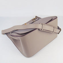 Load image into Gallery viewer, Hermes Leather Shoulder bag H6508 grey golden
